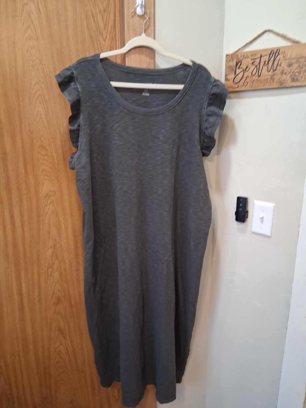 Universal Thread Gray Ruffle Sleeve Maxi Dress
